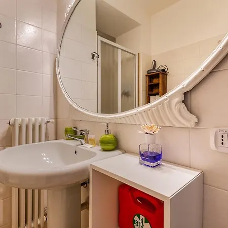 公寓 Typical Home-orio3min-private Garden-train Station 6min 贝尔加莫