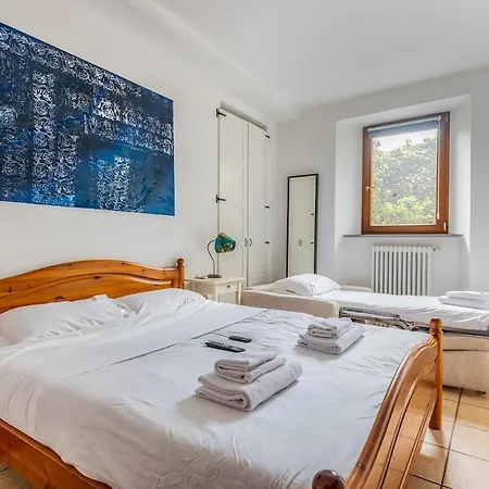 Apartmán Typical Home-orio3min-private Garden-train Station 6min *